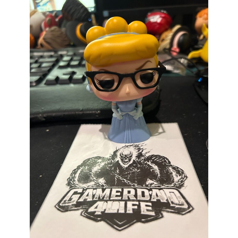 Cinderella Nerd #157 Hot Topic Exclusive 2012 Vaulted Funko Pop OOB